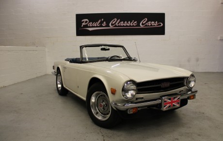 Triumph TR6  Année 1975 voiture de collection à vendre