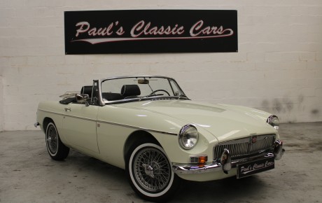 MG B cabriolet MK1  Année 1968 voiture de collection à vendre