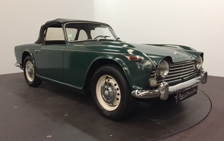 Triumph TR4  Année 1967 voiture de collection à vendre