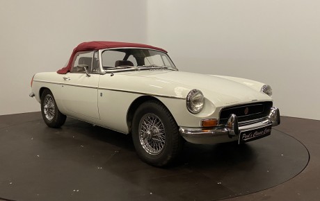 MG B cabriolet  Année 1972 voiture de collection à vendre