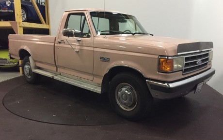 Ford F-250  Année 1989 voiture de collection à vendre