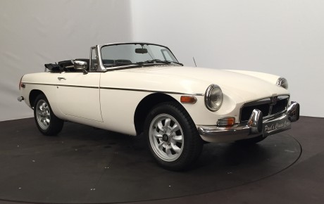 MG B cabriolet  Année 1977 voiture de collection à vendre