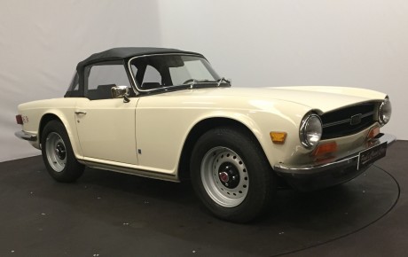 Triumph TR6  Année 1974 voiture de collection à vendre