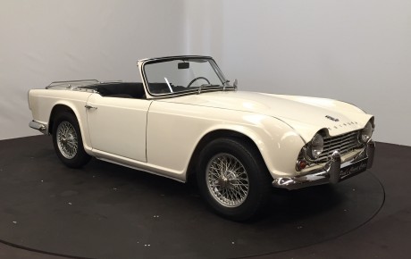 Triumph TR4  Année 1964 voiture de collection à vendre