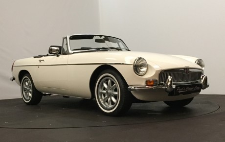 MG B cabriolet  Année 1975 voiture de collection à vendre