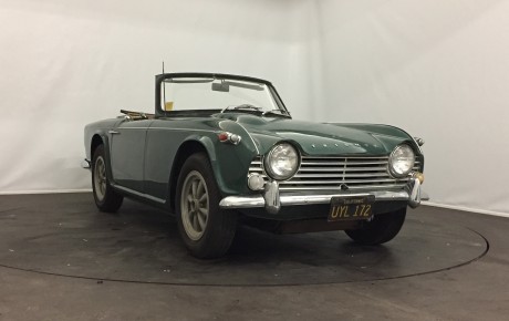 Triumph TR4  Année 1966 voiture de collection à vendre