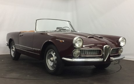 Alfa Romeo 2000 Spider  Année 1962 voiture de collection à vendre