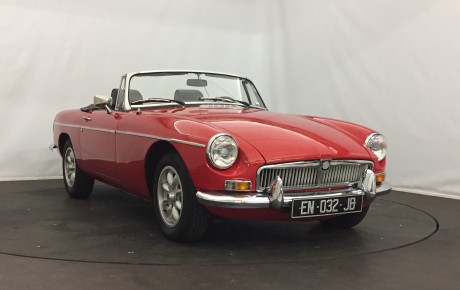 MG B cabriolet  Année 1977 voiture de collection à vendre