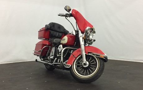 Harley Davidson  Année 1982 voiture de collection à vendre