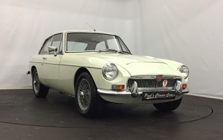 MG C GT  Année 1968 voiture de collection à vendre