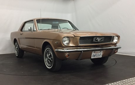 Ford Mustang  Année 1966 voiture de collection à vendre