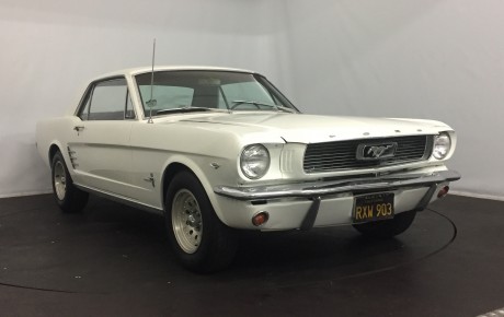 Ford Mustang  Année 1966 voiture de collection à vendre