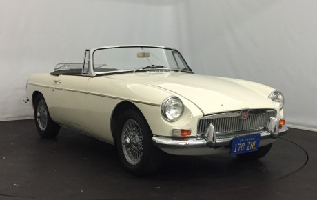 MG B cabriolet MK1  Année 1967 voiture de collection à vendre