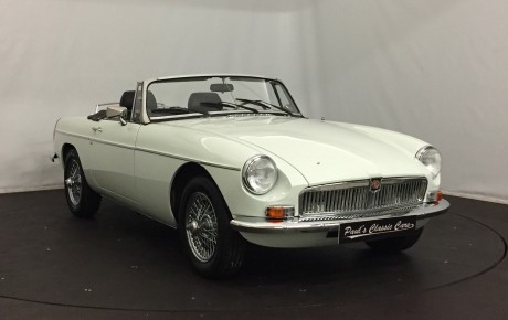 MG B cabriolet  Année 1977 voiture de collection à vendre