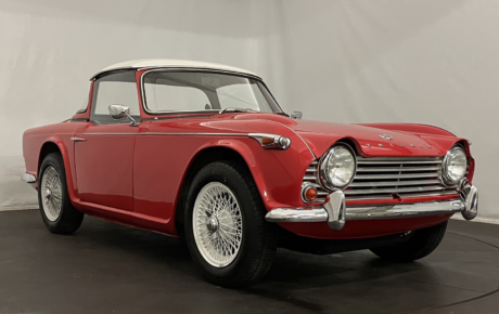 Triumph TR4  Année 1966 voiture de collection à vendre