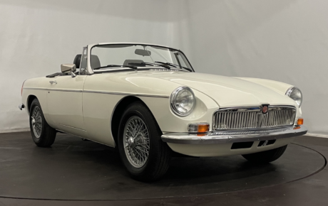 MG B cabriolet  Année 1979 voiture de collection à vendre