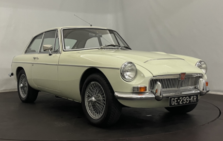 MG C GT  Année 1968 voiture de collection à vendre