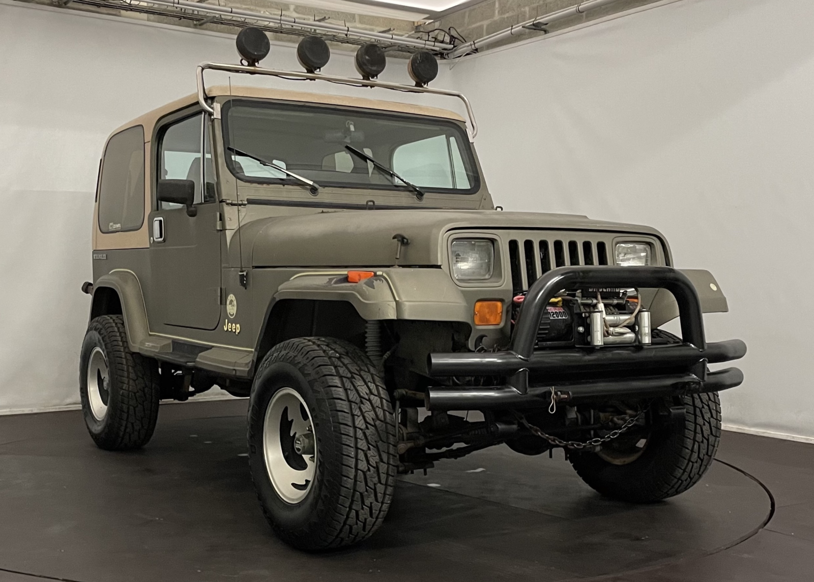 Jeep Wrangler Année 1989 voiture de collection à vendre