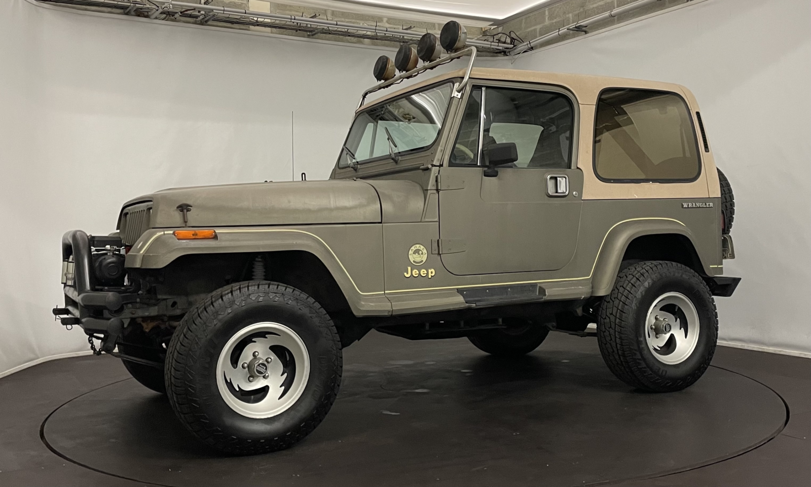 Jeep Wrangler Année 1989 voiture de collection à vendre