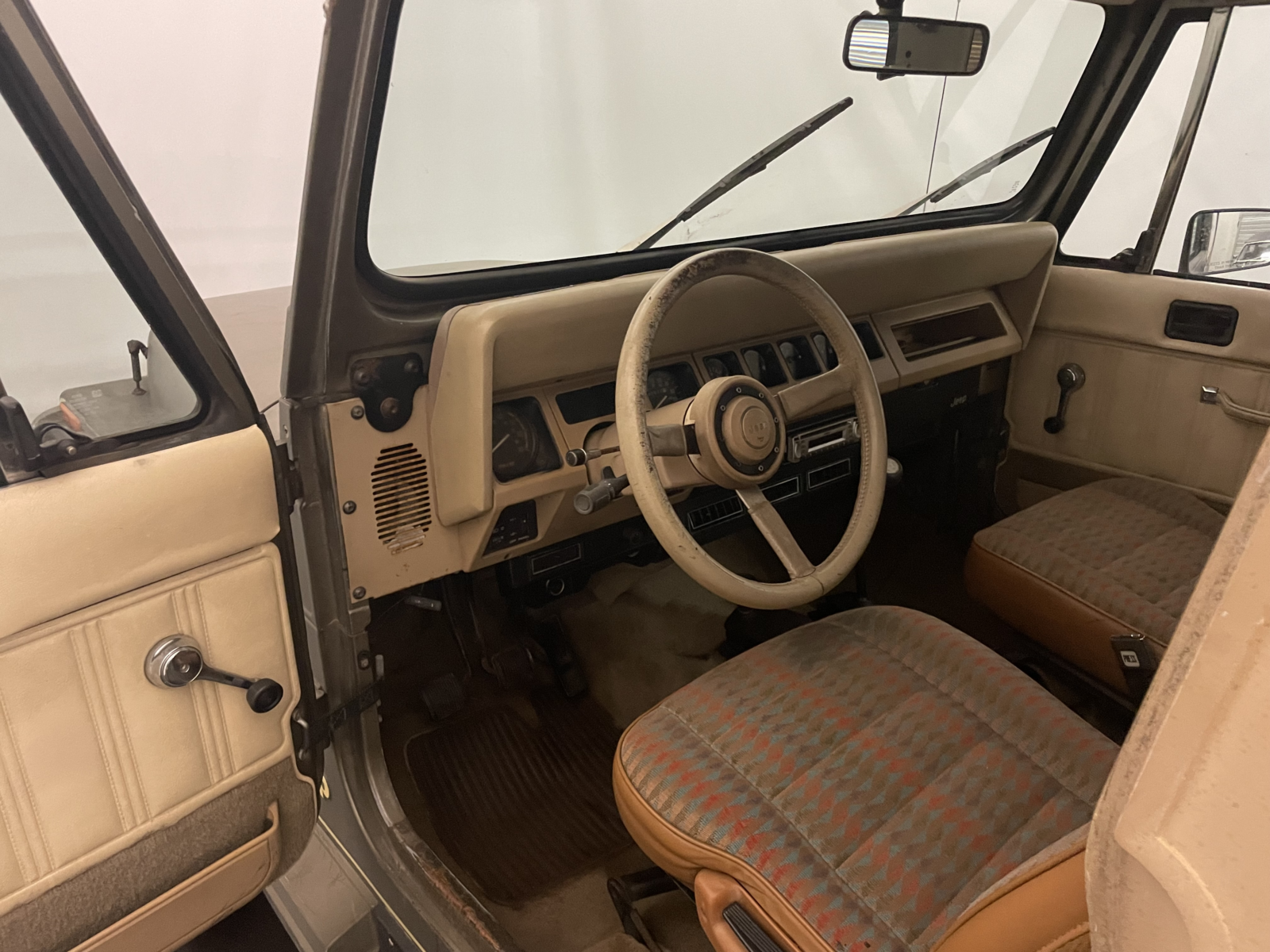 Jeep Wrangler Année 1989 voiture de collection à vendre