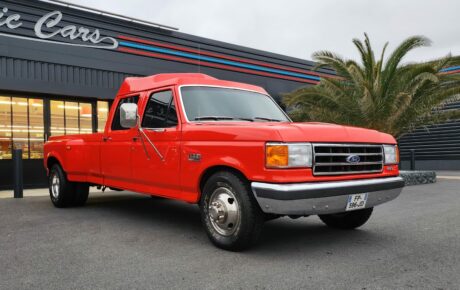 Ford F-350  Année 1988 voiture de collection à vendre