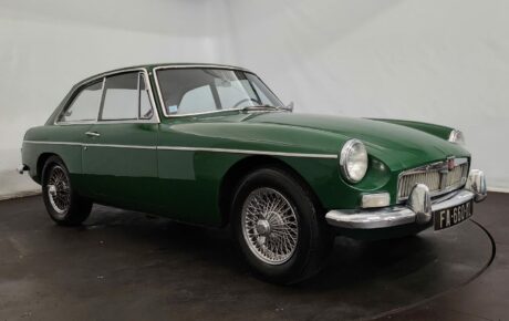 MG B GT  Année 1967 voiture de collection à vendre
