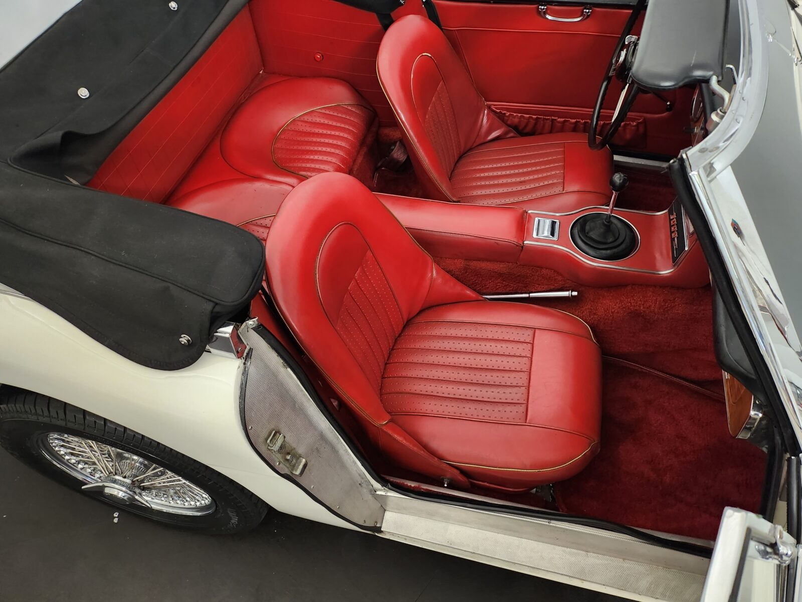 Housse SUR-MESURE intérieure Elegantex pour AUSTIN HEALEY 3000 MK3 1963 >  1967 - Housse carrosserie