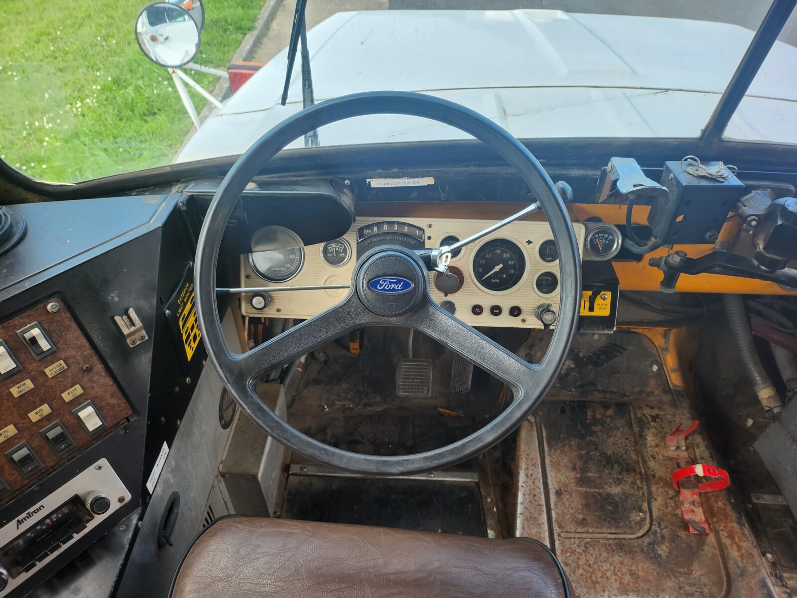 School Bus Année 1986 voiture de collection à vendre