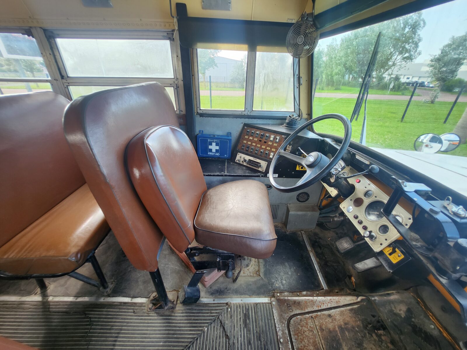 School Bus Année 1986 voiture de collection à vendre
