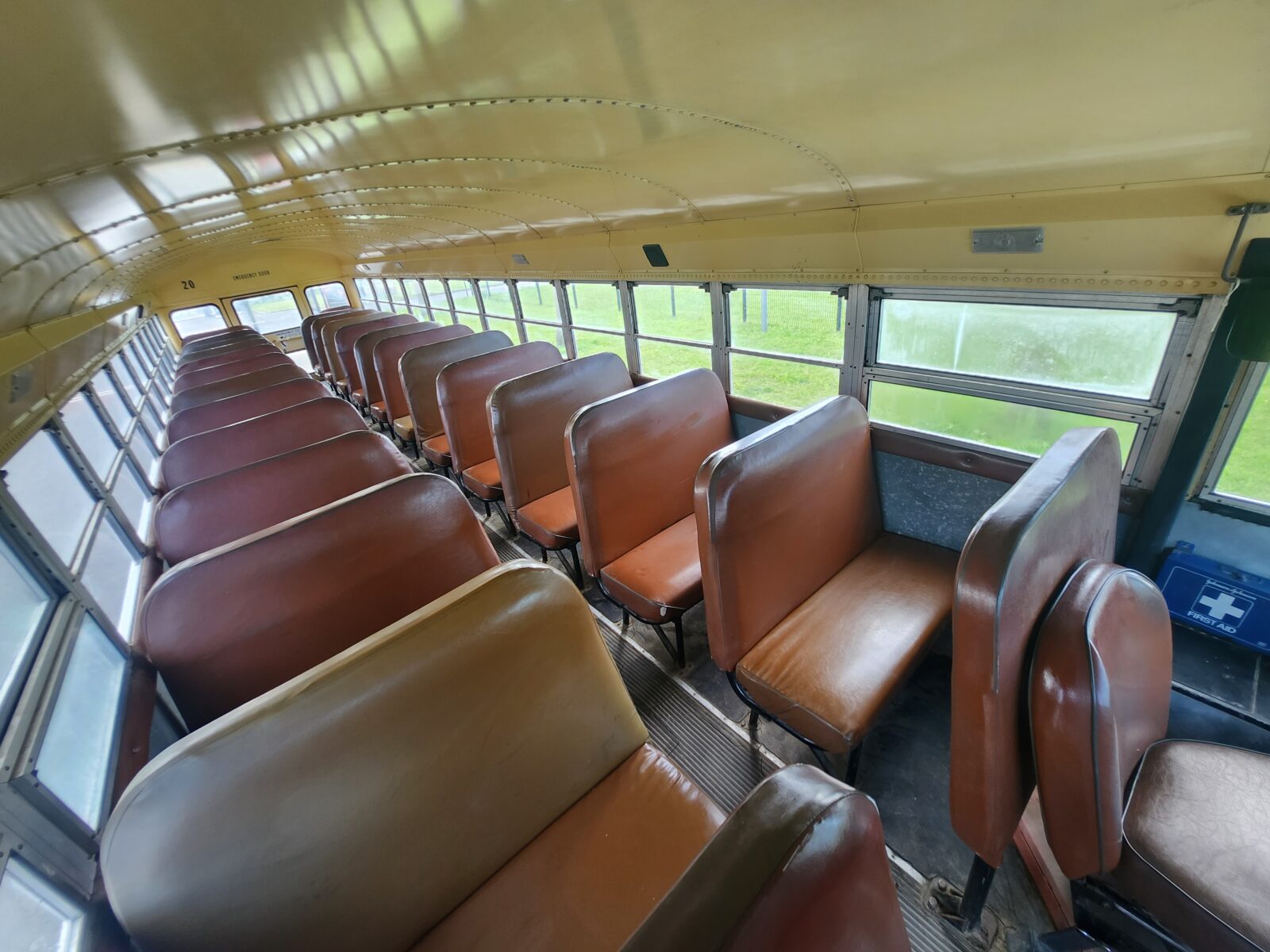 School Bus Année 1986 voiture de collection à vendre