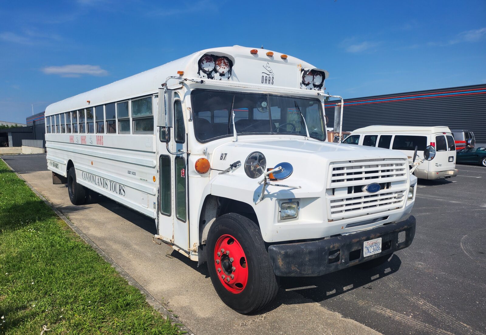 School Bus Année 1986 voiture de collection à vendre