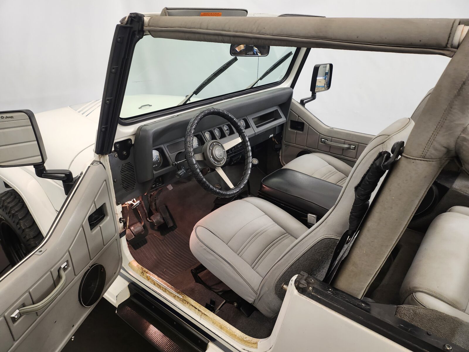 Jeep Wrangler Année 1989 voiture de collection à vendre