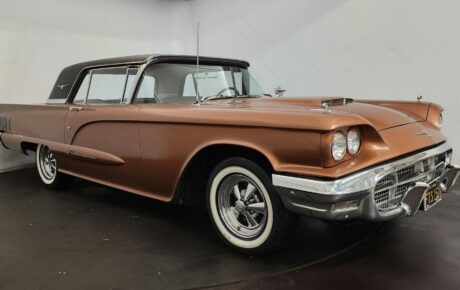 Ford Thunderbird  Année 1960 voiture de collection à vendre