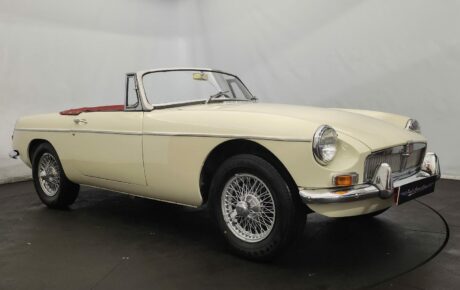 MG B cabriolet  Année 1964 voiture de collection à vendre
