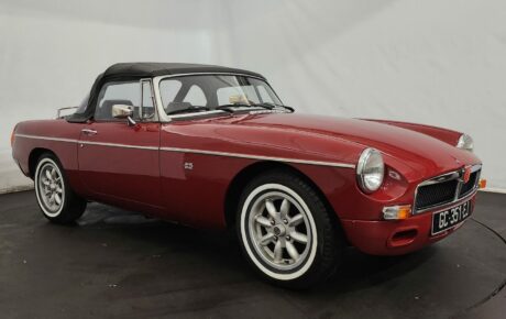 MG B cabriolet  Année 1980 voiture de collection à vendre