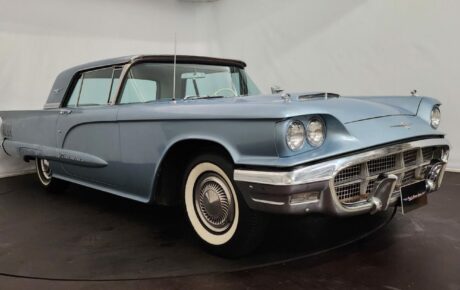 Ford  Année 1960 voiture de collection à vendre