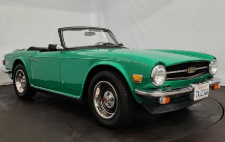 Triumph TR6  Année 1975 voiture de collection à vendre