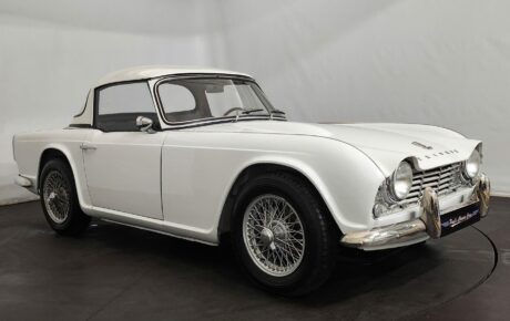 Triumph TR4  Année 1962 voiture de collection à vendre