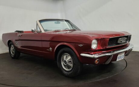Ford Mustang  Année 1966 voiture de collection à vendre