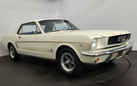 Ford Mustang  Année 1966 voiture de collection à vendre