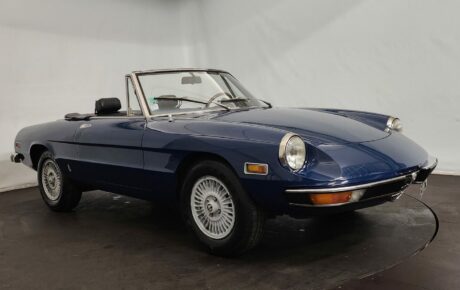 Alfa Romeo 2000 Spider  Année 1976 voiture de collection à vendre