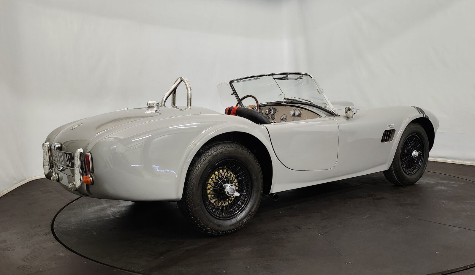 AC COBRA 289 REPLICA Année 1988 voiture de collection à vendre