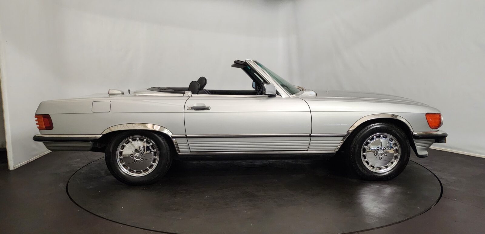 Mercedes 560 SL Année 1986 voiture de collection à vendre