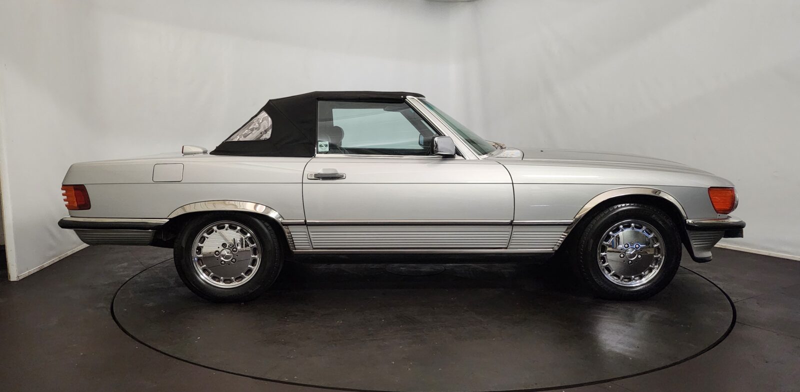 Mercedes 560 SL Année 1986 voiture de collection à vendre