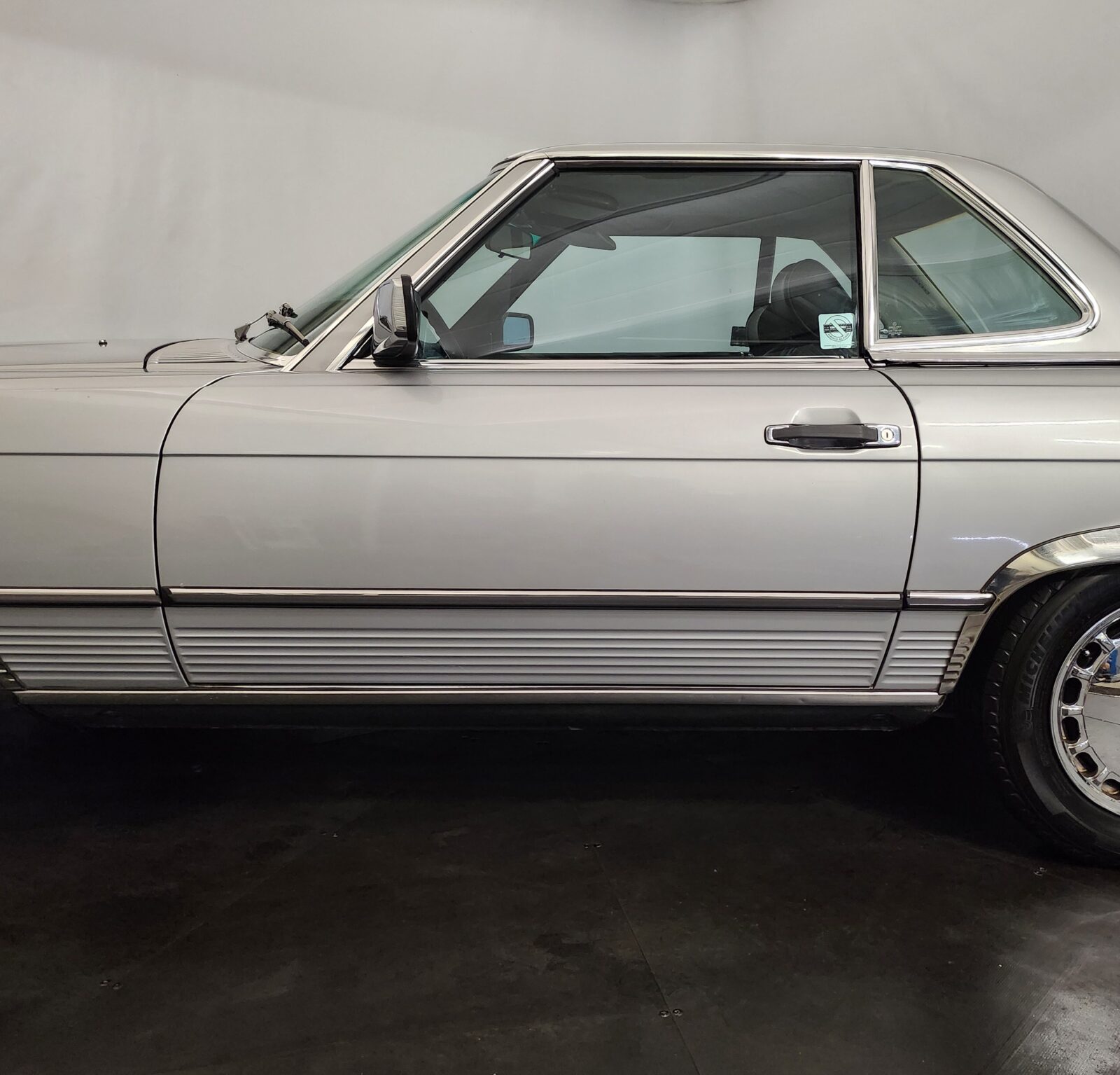 Mercedes 560 SL Année 1986 voiture de collection à vendre