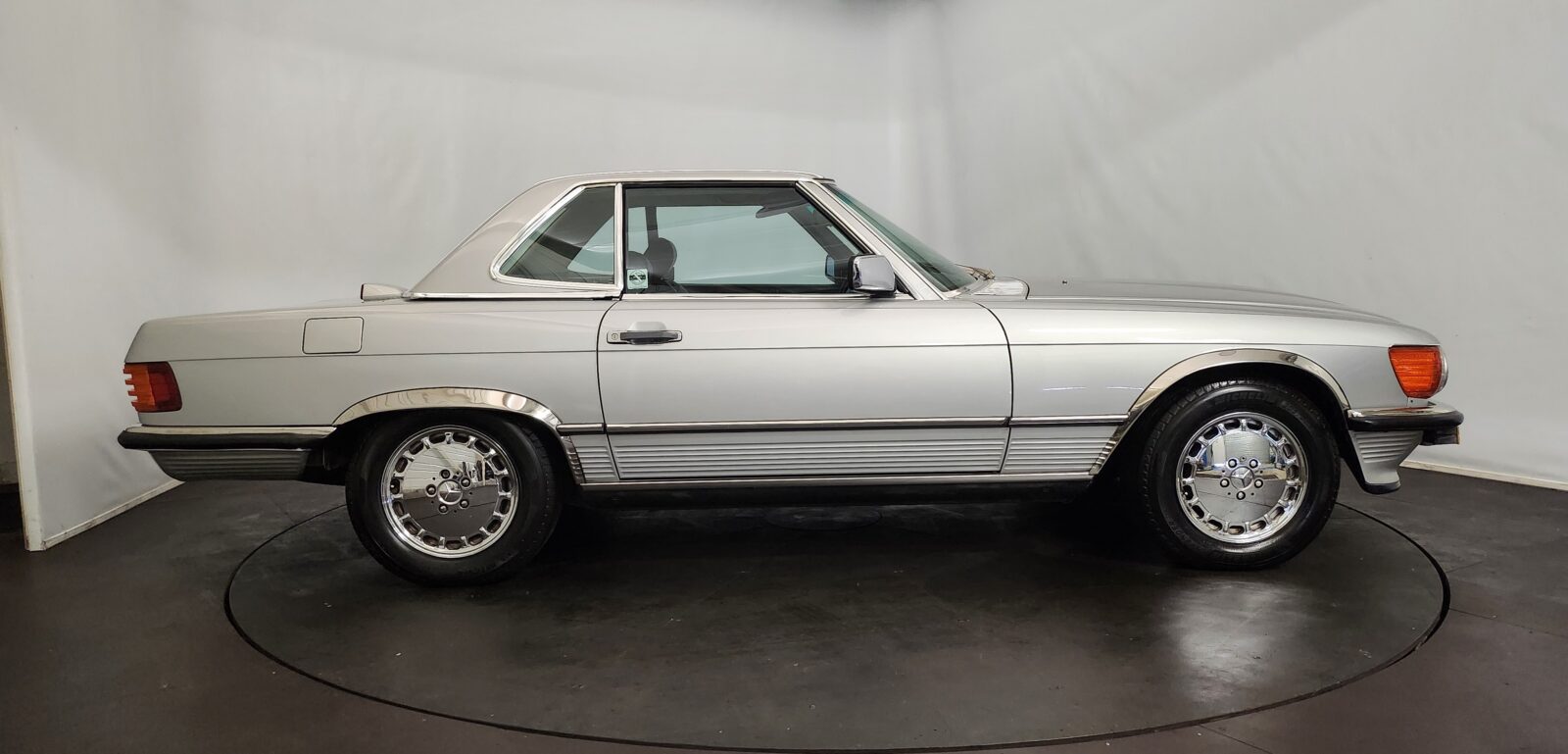 Mercedes 560 SL Année 1986 voiture de collection à vendre