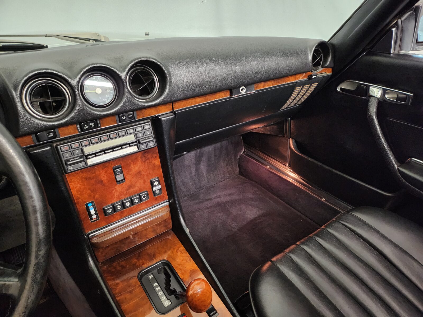 Mercedes 560 SL Année 1986 voiture de collection à vendre