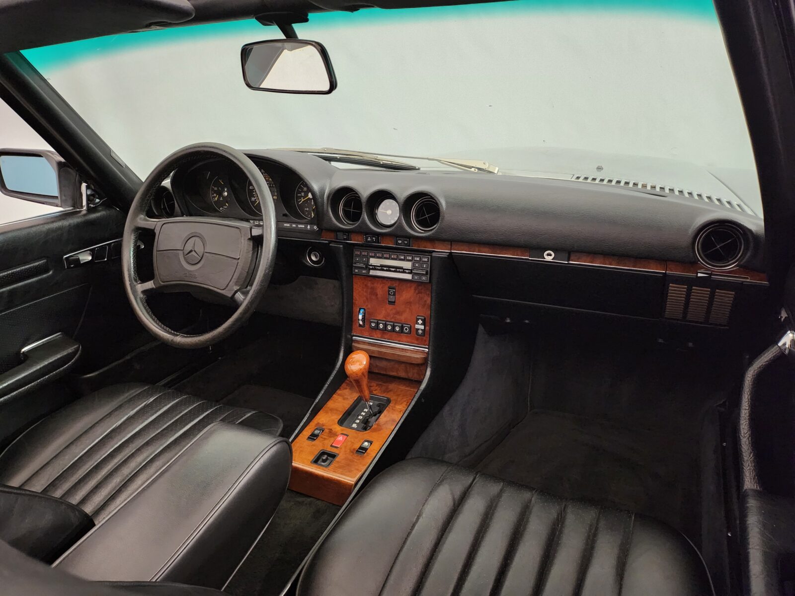 Mercedes 560 SL Année 1986 voiture de collection à vendre