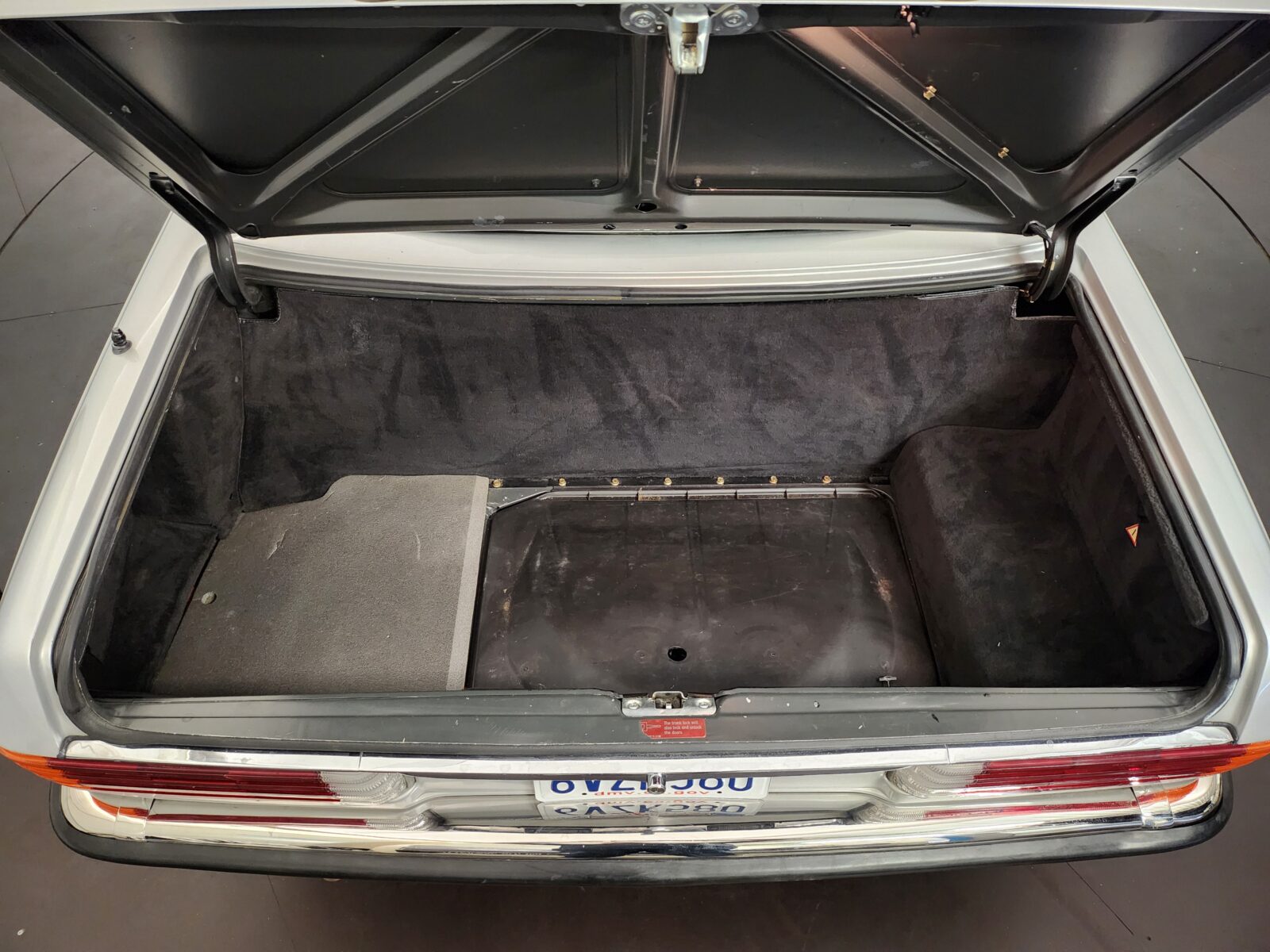 Mercedes 560 SL Année 1986 voiture de collection à vendre