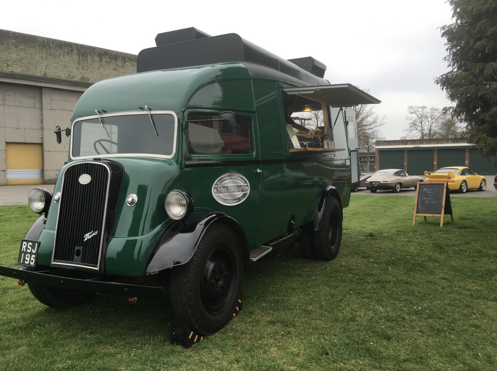 Fordson food truck Année 1949 voiture de collection à vendre